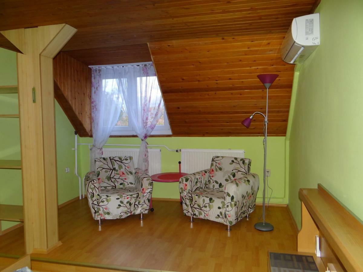Villa La Vita Heviz Exterior foto